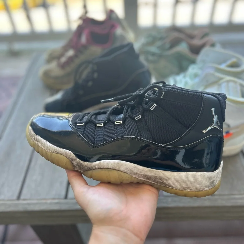 Size 10.5M Bundle* See Description - Picture 2 of 9